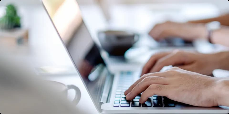 ITエンジニア派遣（SES）事業